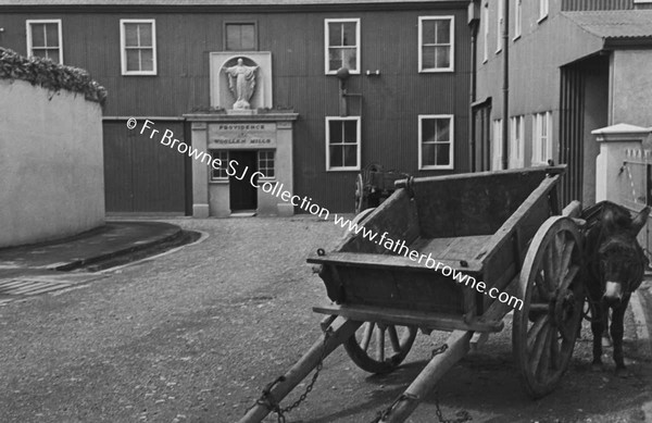 CART IN STREET